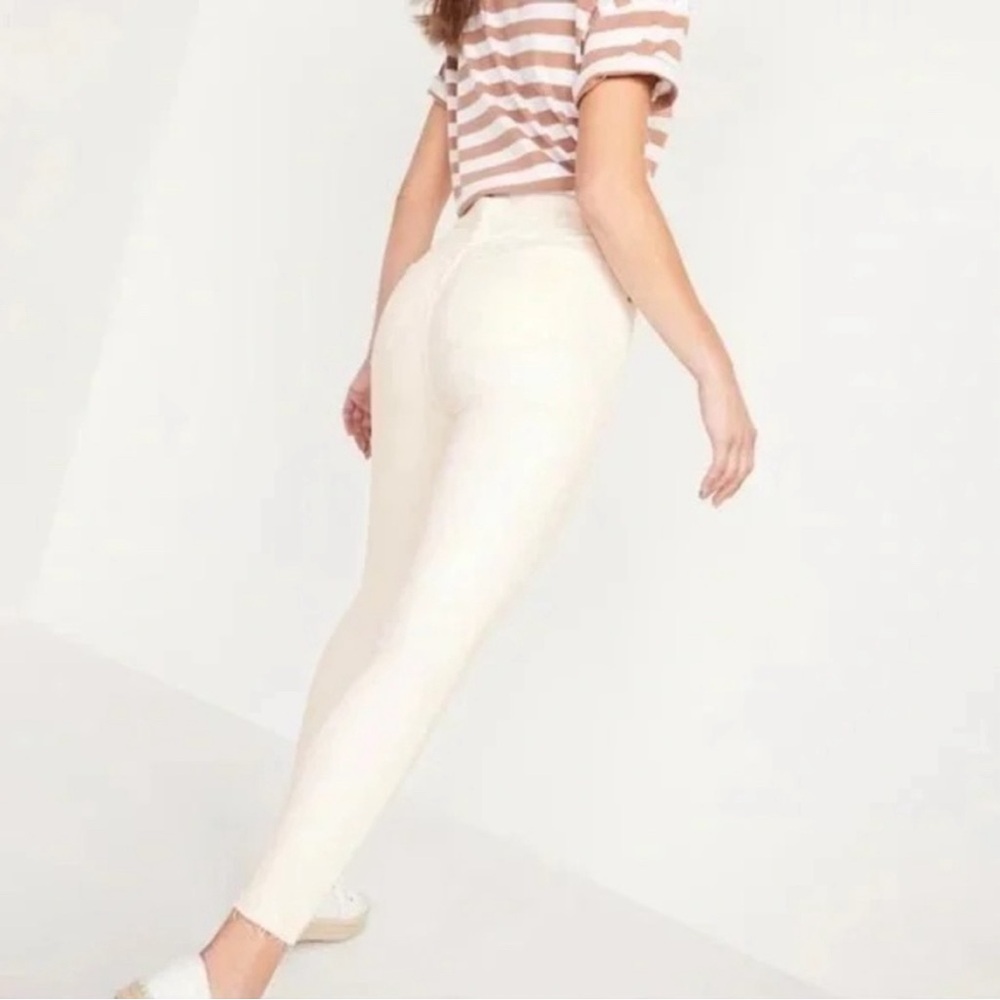 Old Navy High-Waisted Rockstar Super Skinny Off-White Ankle Jeans Size 2 NWT